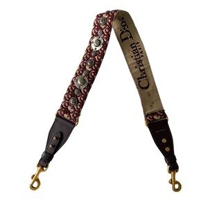 Dior Shoulder Strap in Embroidered Oblique Bordeaux ✨